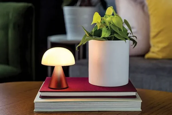 Lampe Led Portable Mina M 11Cm - Rouge Fonce-LEXON Store